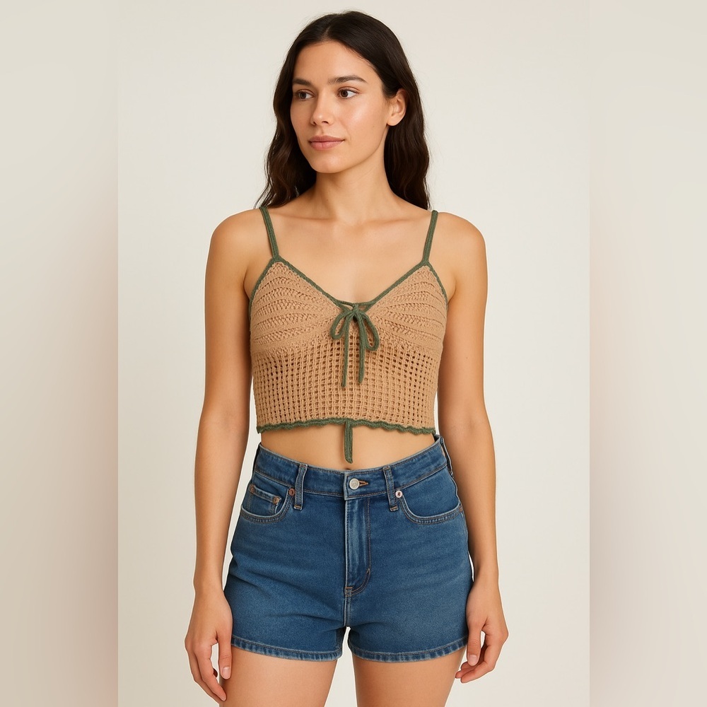 Love Knits Crochet Crop Top Beige with Green Trim – Size M